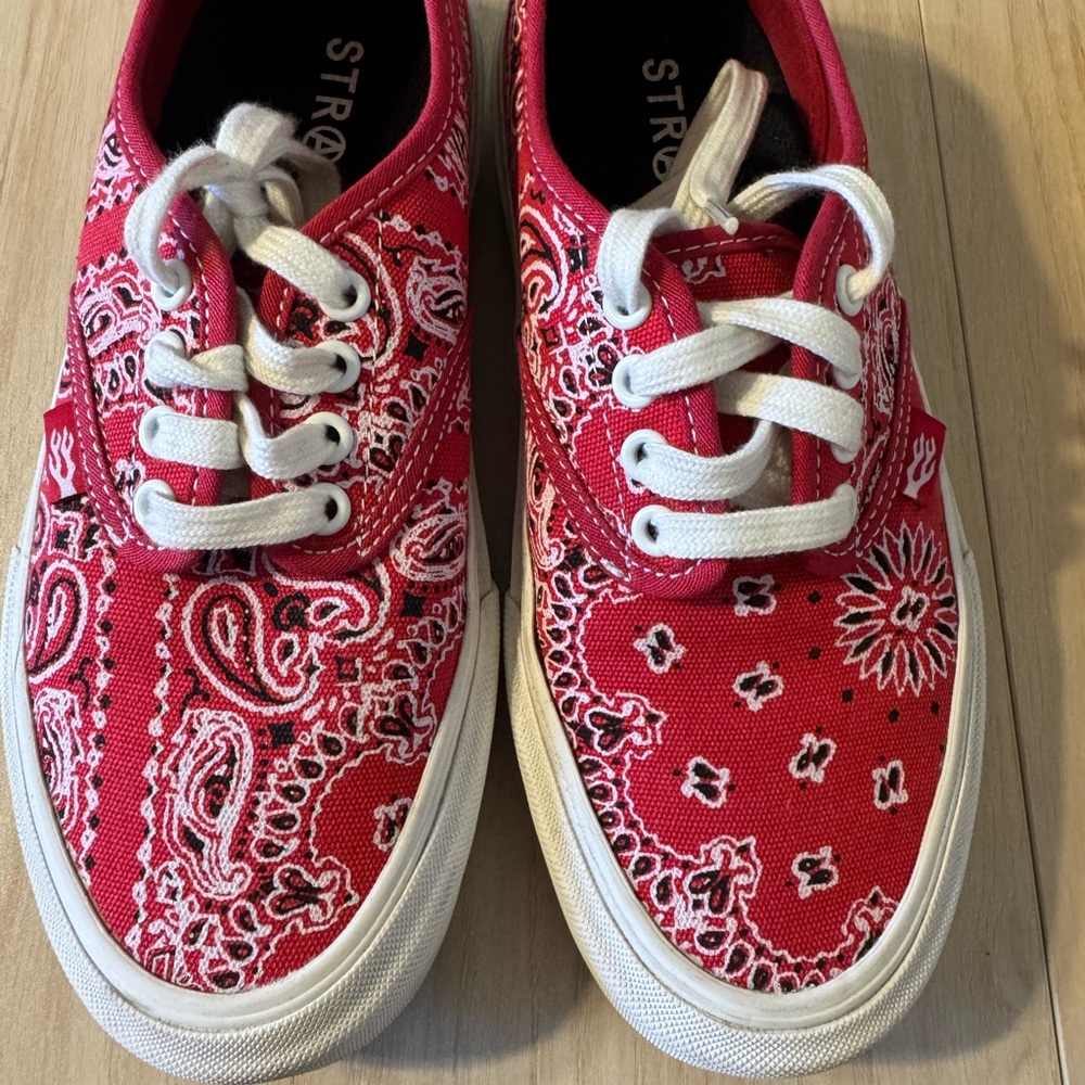 Red Straye Sneakers